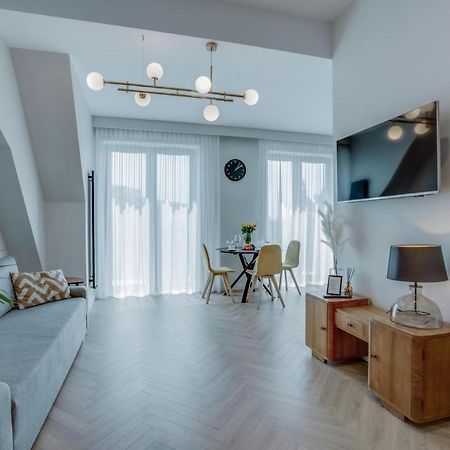 Apartament W Sercu Wroclawia, Garaz, 5Min Do Rynku Εξωτερικό φωτογραφία